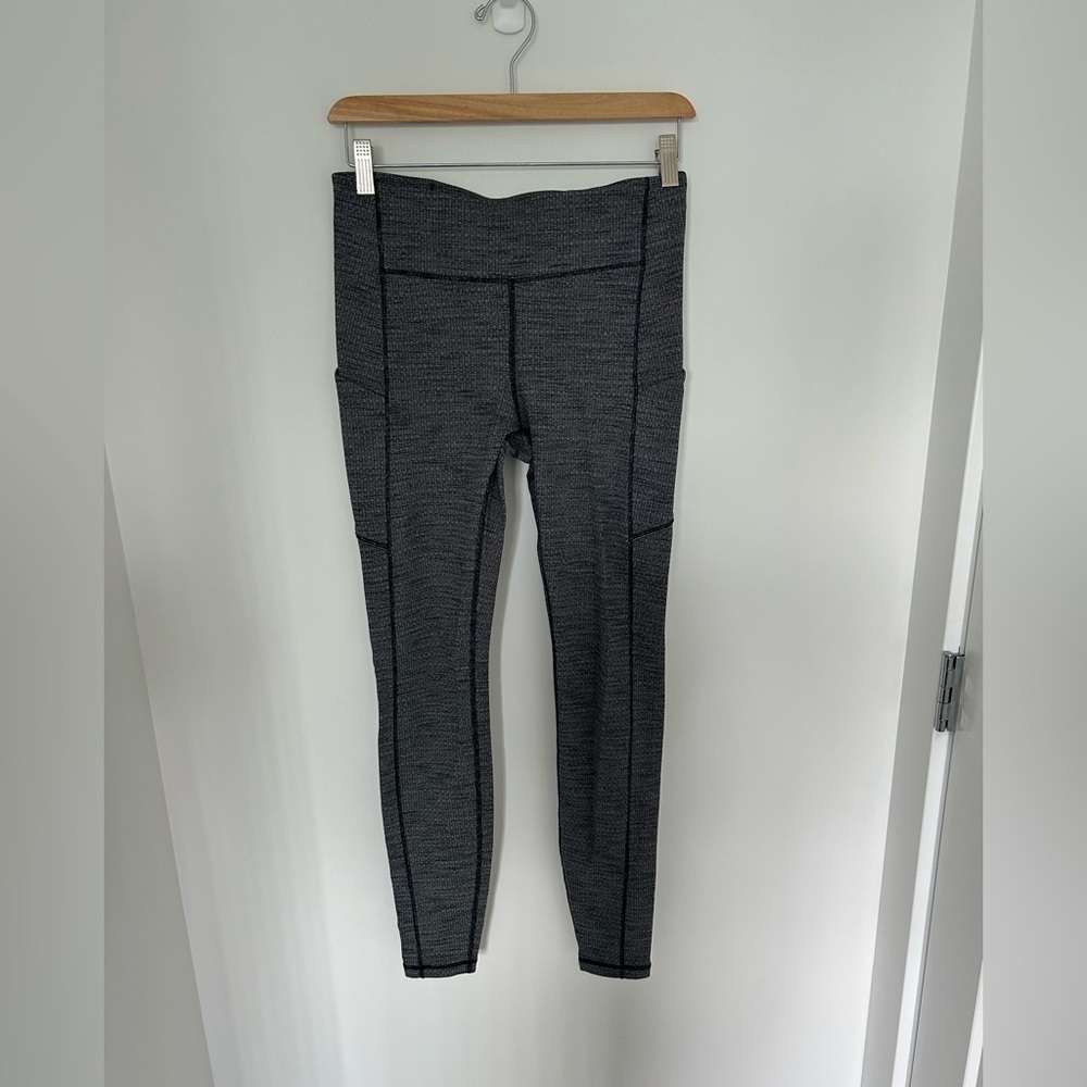 Lululemon Speed Up Tight 28" Luxtreme
Luon Variegated Knit Black Heathered Black